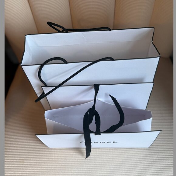 AUTHENTIC  CHANEL Paper Gift Shopping Bag, gift Box+Wrapping Paper - Picture 5 of 13